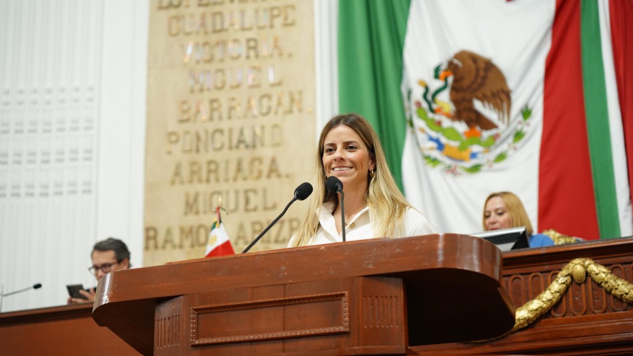PROPONE ELVIA ESTRADA ELIMINAR DE LA LEY DE PROPIEDAD EN CONDOMINIO DE INMUEBLES LOCAL, LA PROHIBICIÓN DE LOS CONDÓMINOS DE TENER ANIMALES DE COMPAÑÍA