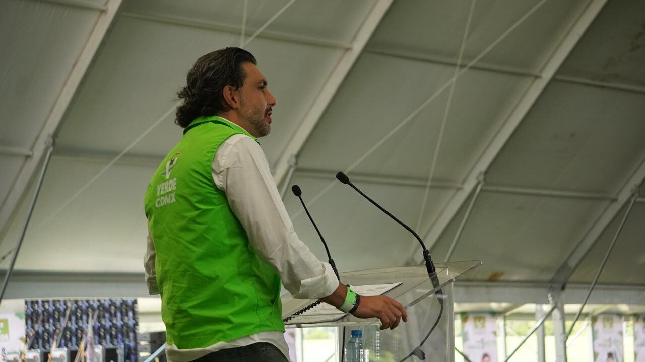 PVEM-CDMX CELEBRA REFORMA QUE ORDENA EL USO DE SCOOTERS Y BICIMOTOS