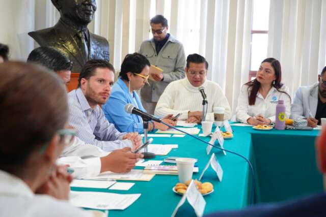 DIP MANUEL TALAYERO IMPULSA FOROS PARA EL FORTALECIMIENTO Y REGULACIÓN DE REFUGIOS DE ANIMALES EN LA CAPITAL DEL PAÍS DIP MANUEL TALAYERO IMPULSA FOROS PARA EL FORTALECIMIENTO Y REGULACIÓN DE REFUGIOS DE ANIMALES EN LA CAPITAL DEL PAÍS