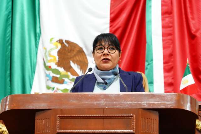 ¡LA CIUDAD SE HUNDE EN BASURA!