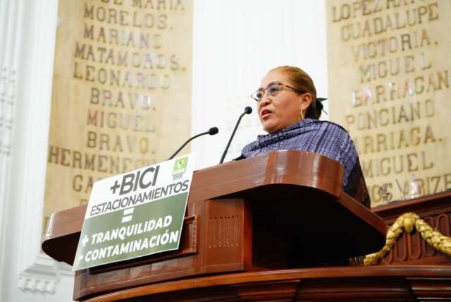 “SI HAY ESTACIONAMIENTOS PARA AUTOS, DEBE HABER LOS SUFICIENTES PARA BICICLETAS”: DIP. PAULA PÉREZ